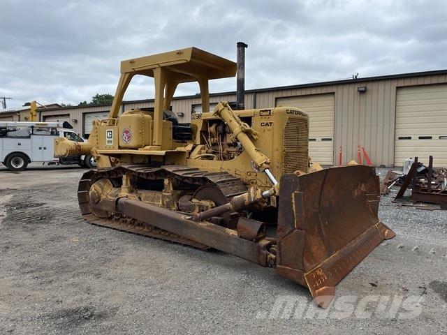 CAT D6D Crawler dozers