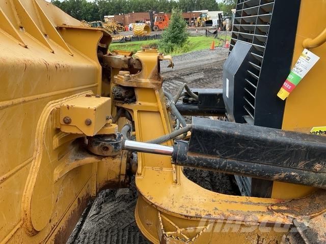 CAT D6K2 LGP Crawler dozers