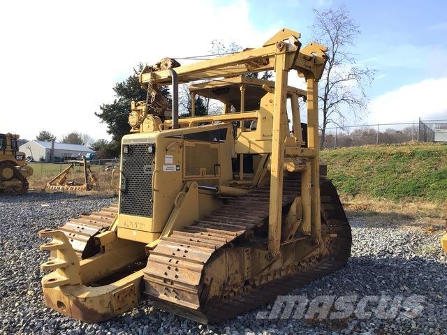 CAT D6N Pipe layer dozers