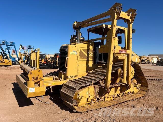 CAT D6N LGP Pipe layer dozers