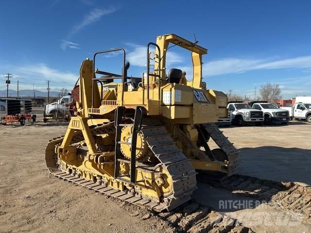 CAT D6T LGP Pipe layer dozers