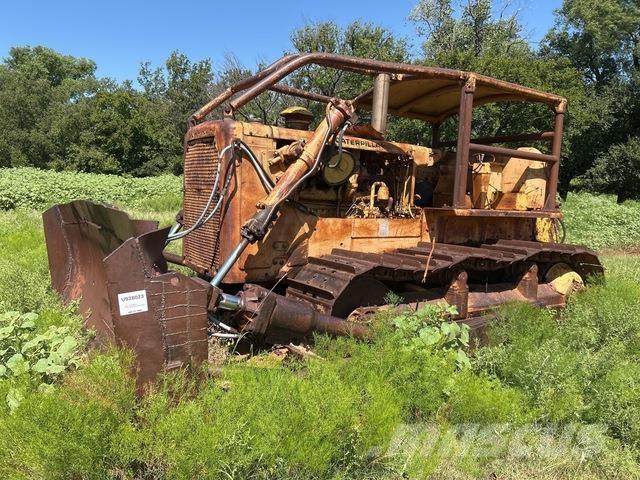 CAT D8H Crawler dozers