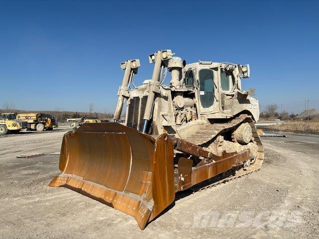 CAT D8T Crawler dozers