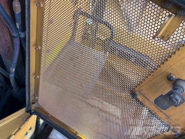 CAT D9 Crawler dozers
