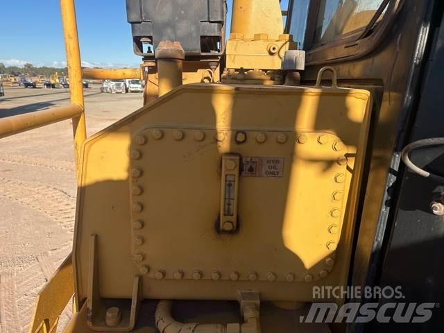CAT D9T Crawler dozers