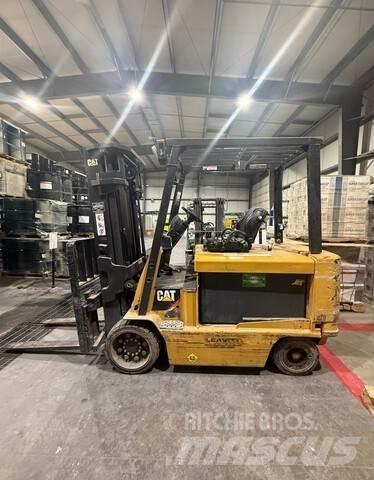 CAT E8000 Electric forklift trucks