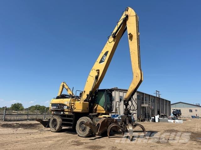 CAT M325D LMH Waste / industry handlers