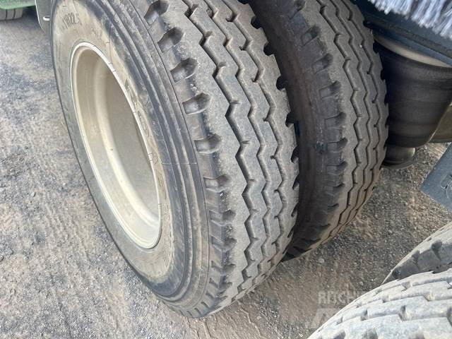  CBB Tipper trailers
