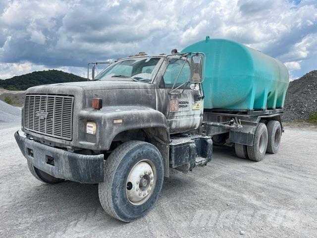 Chevrolet  Water bowser
