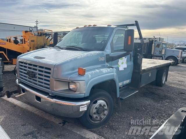 Chevrolet 4500 Flatbed / Dropside trucks