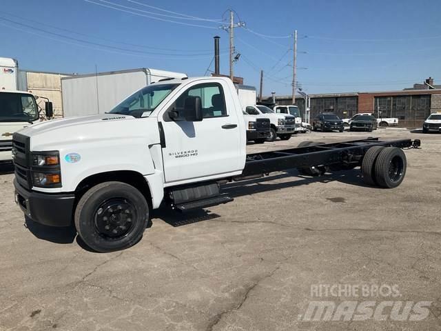 Chevrolet 6500 Cabins and interior