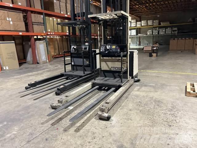 Crown 15SP48TT Medium lift order picker