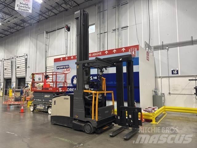Crown TSP6500 Electric forklift trucks