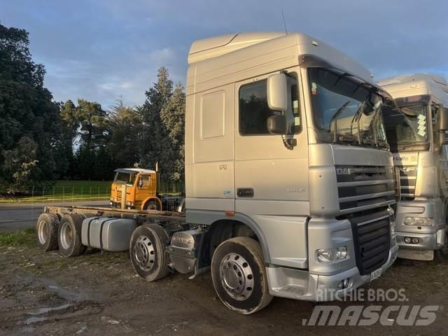 DAF XF105 Chassis Cab trucks