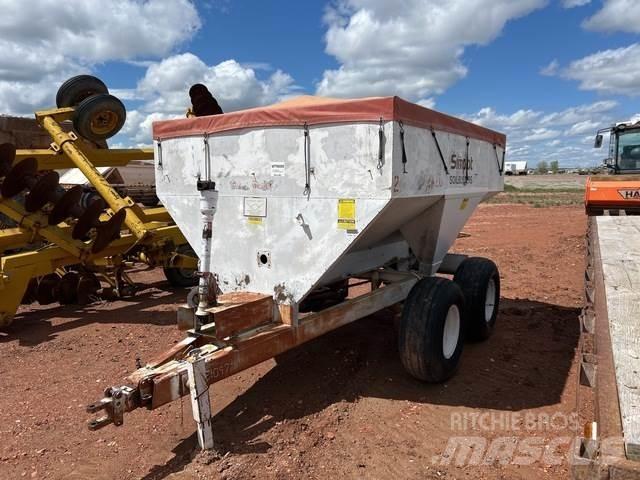  Dempster Fertilizer sprayers