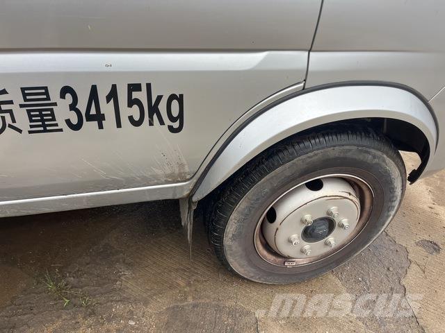 DFSK  Sweeper trucks