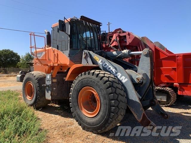 Doosan DL300-5 Wheel loaders
