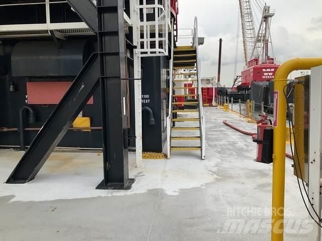  Dravo 28 Work boats / barges