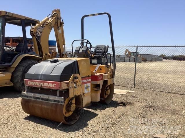Dynapac CC122 Twin drum rollers