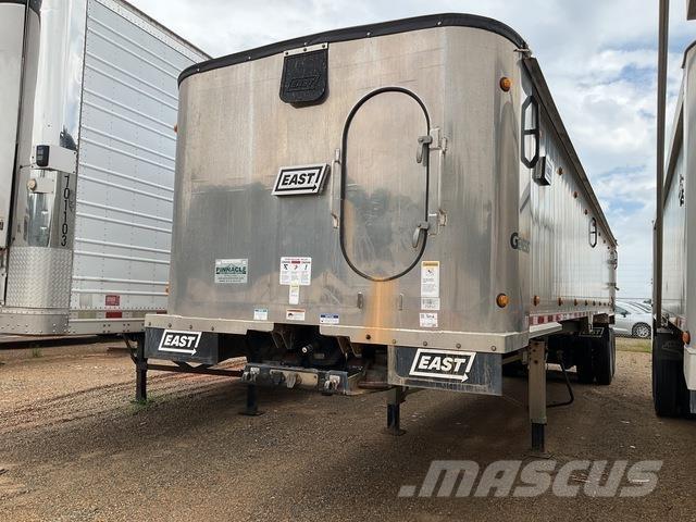 East Mfg  Tipper trailers
