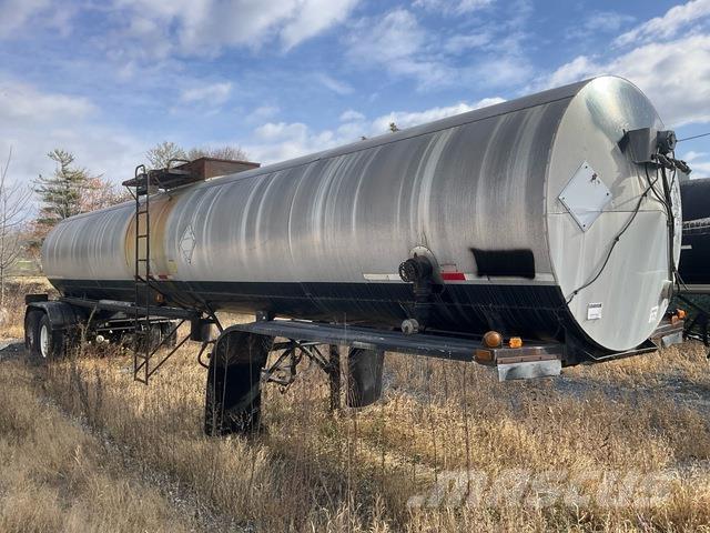 Etnyre TR6 Material transport vehicles