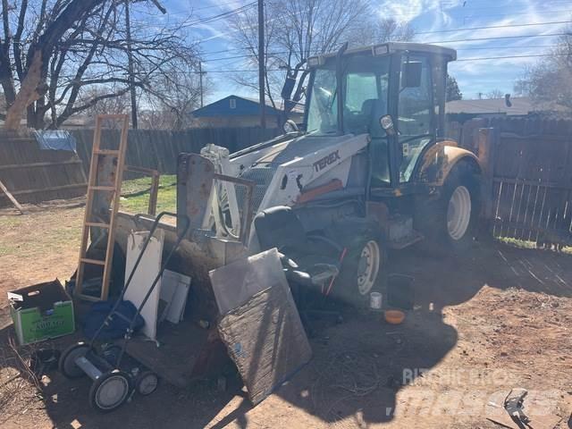 Fermec 860 Backhoe