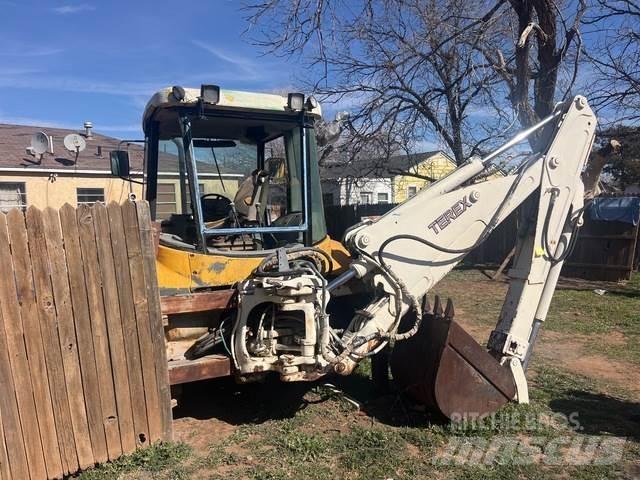 Fermec 860 Backhoe