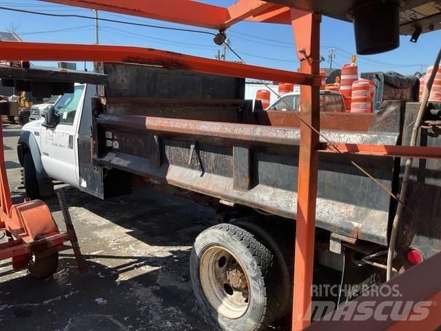 Ford 550 Tipper trucks