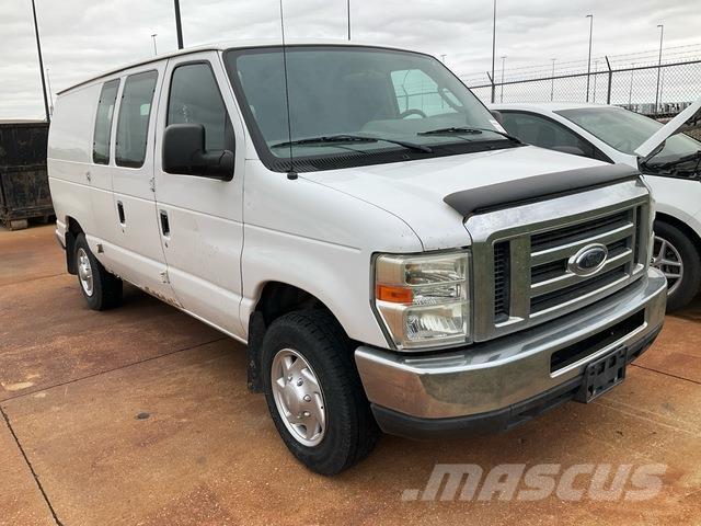 Ford E-150 Panel vans