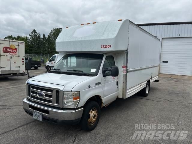 Ford E-350 Panel vans