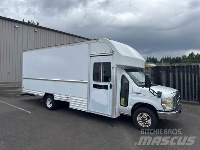 Ford E-350 Panel vans