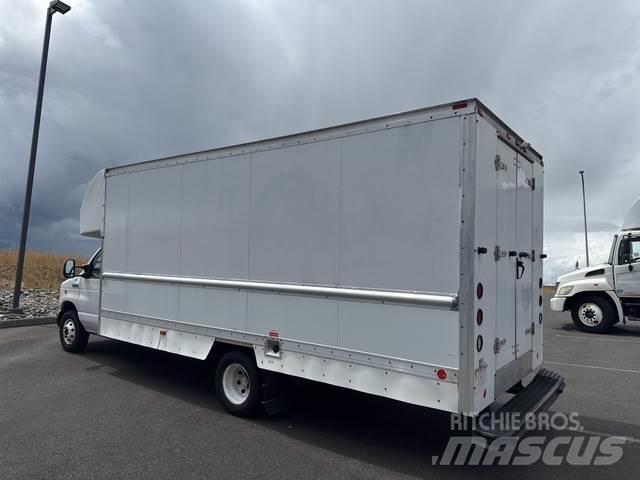 Ford E-350 Panel vans