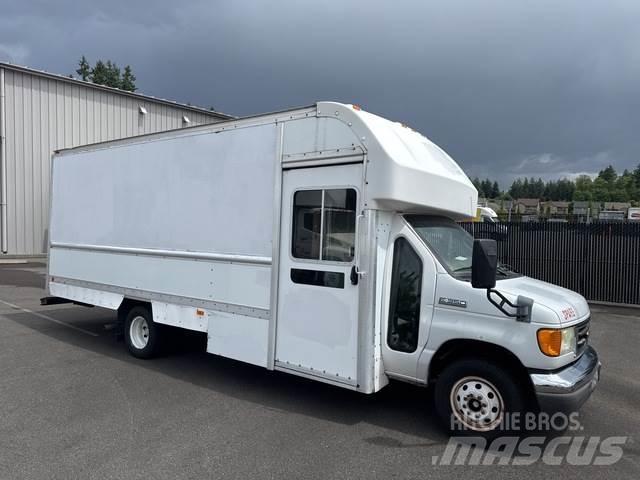 Ford E-350 Panel vans