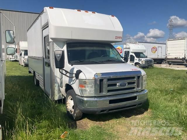 Ford E-350 Panel vans