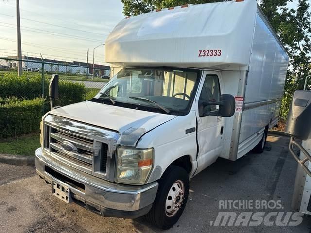Ford E-350 Panel vans