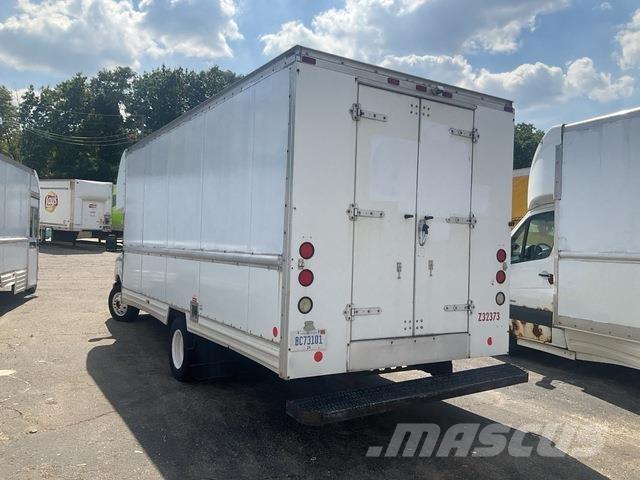 Ford E-350 Panel vans