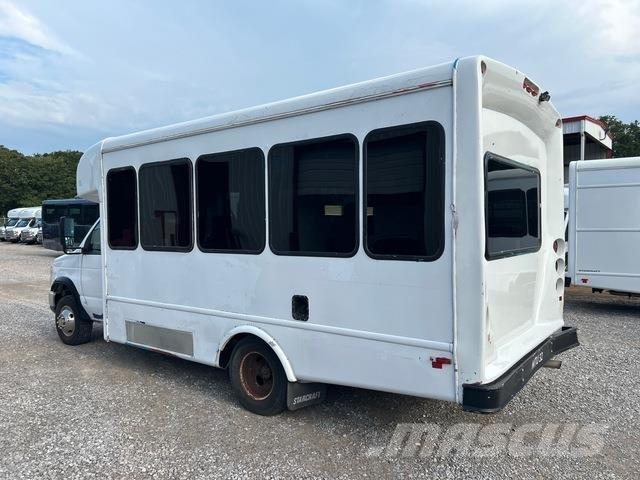 Ford E-350 Mini bus