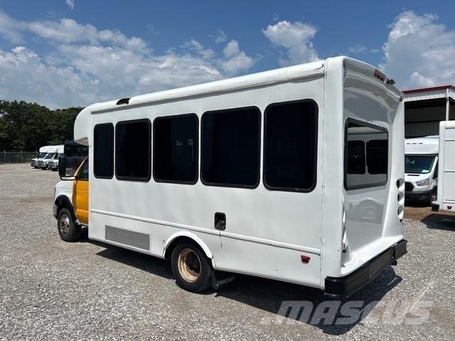Ford E-350 Mini bus