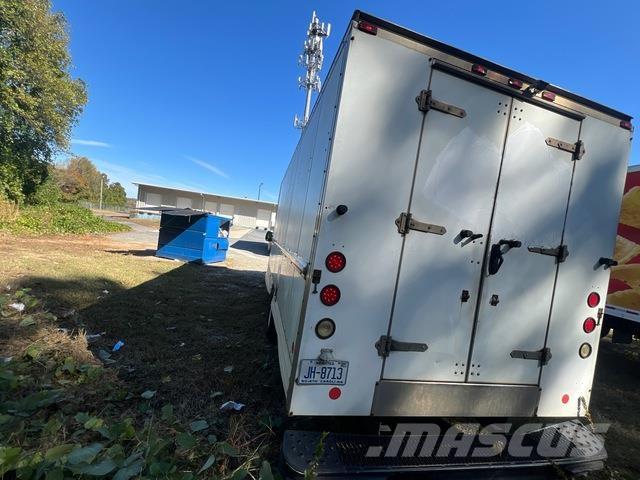 Ford E-350 Box trucks