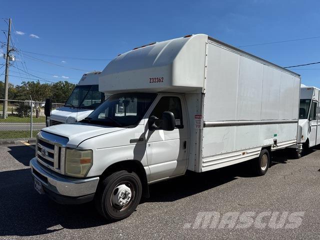 Ford E-350 Panel vans