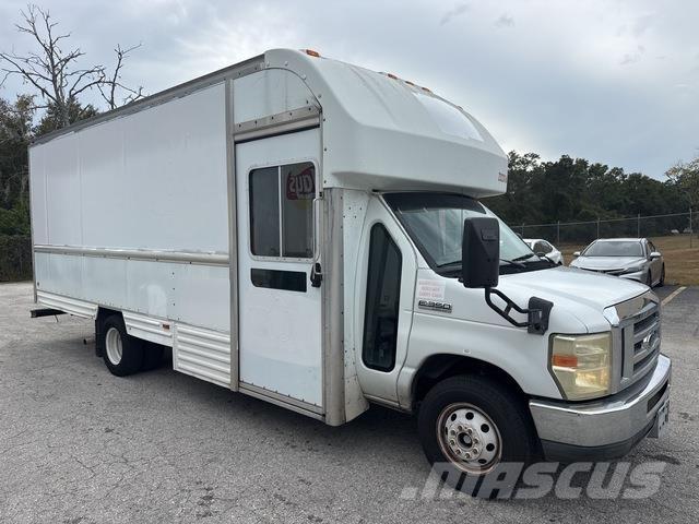 Ford E-350 Box trucks