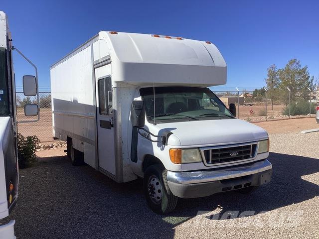 Ford E-350 Box trucks