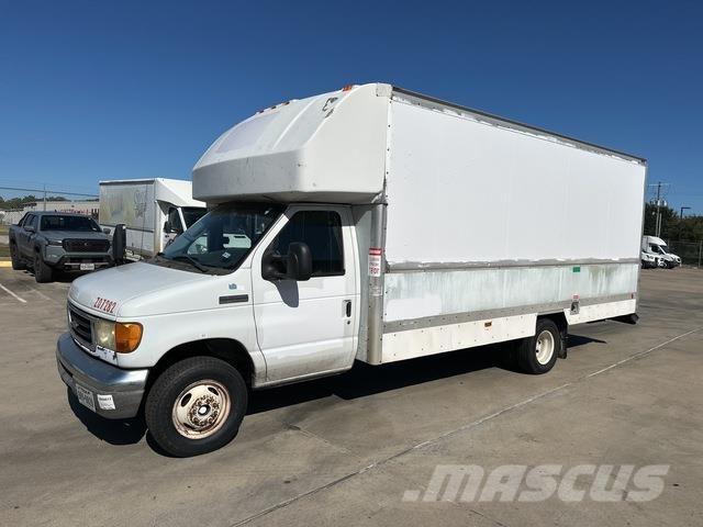 Ford E-350 Panel vans