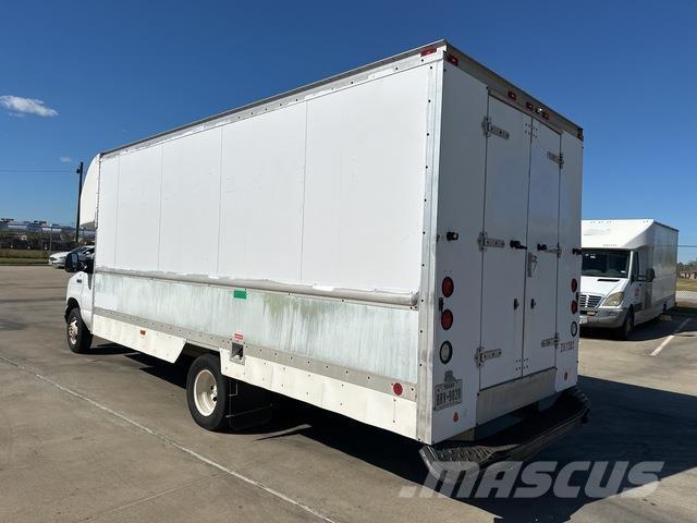 Ford E-350 Panel vans