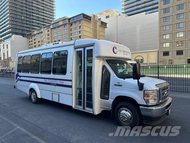 Ford E-450 Mini bus