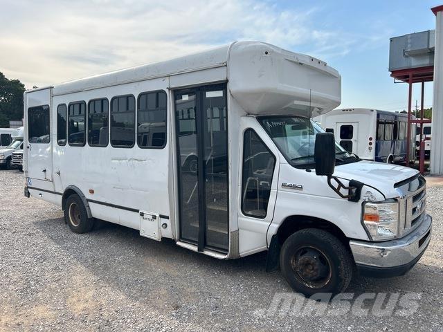 Ford E-450 Mini bus