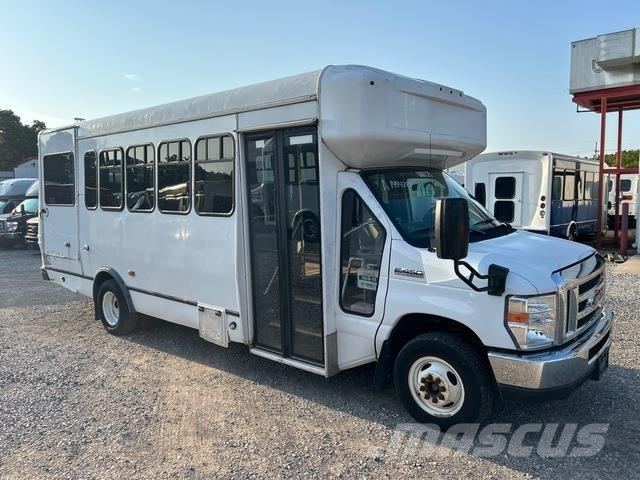 Ford E-450 Mini bus