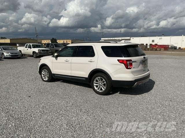 Ford Explorer Cars