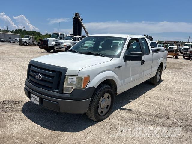 Ford F-150 Pick up/Dropside