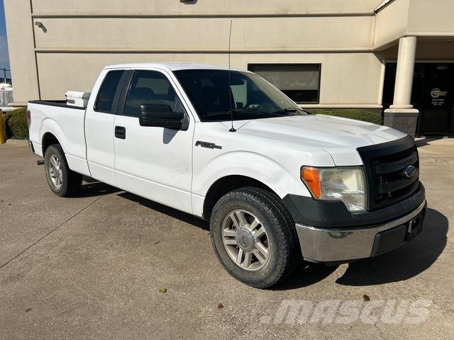 Ford F-150 Pick up/Dropside